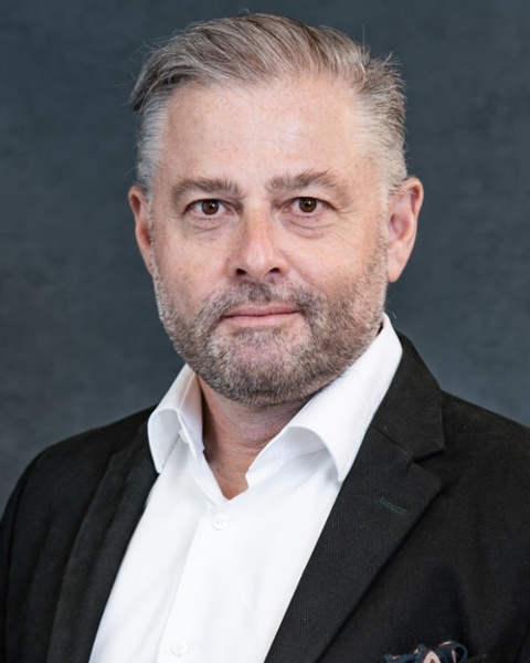 Bruno Flückiger AliceBlue